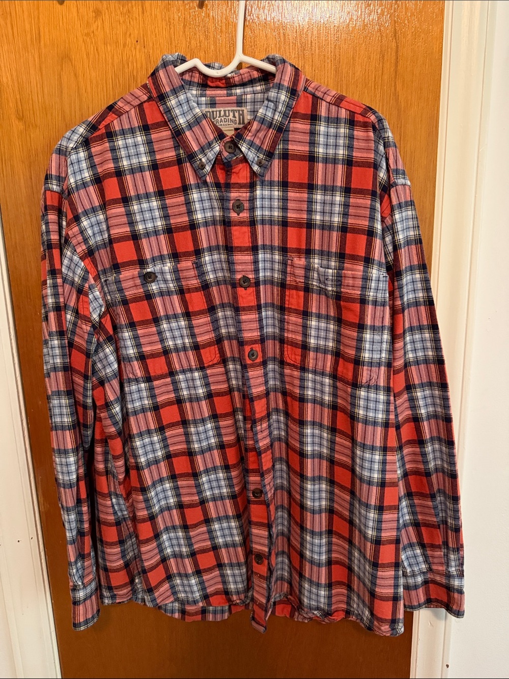 Duluth Trading Co Men’s Red and Navy Plaid Button-Down Shirt flannel XL